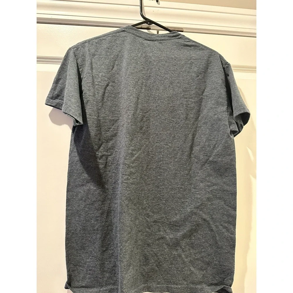 Thrasher Magazine‎ Skateboard  Tshirt Size M Gray With Blue Flames